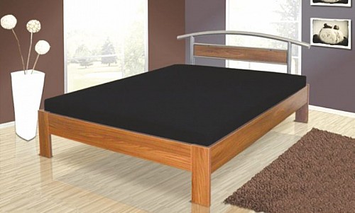 Dřevěná postel DOMINIKA postel 140x200