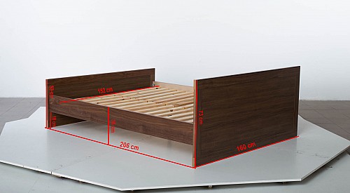 Dýhovaná manželská postel CHUNKY 150x200 cm, vč. roštu